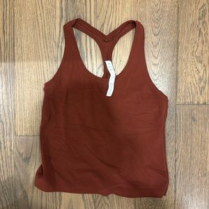 Never worn no tags Lulu tank